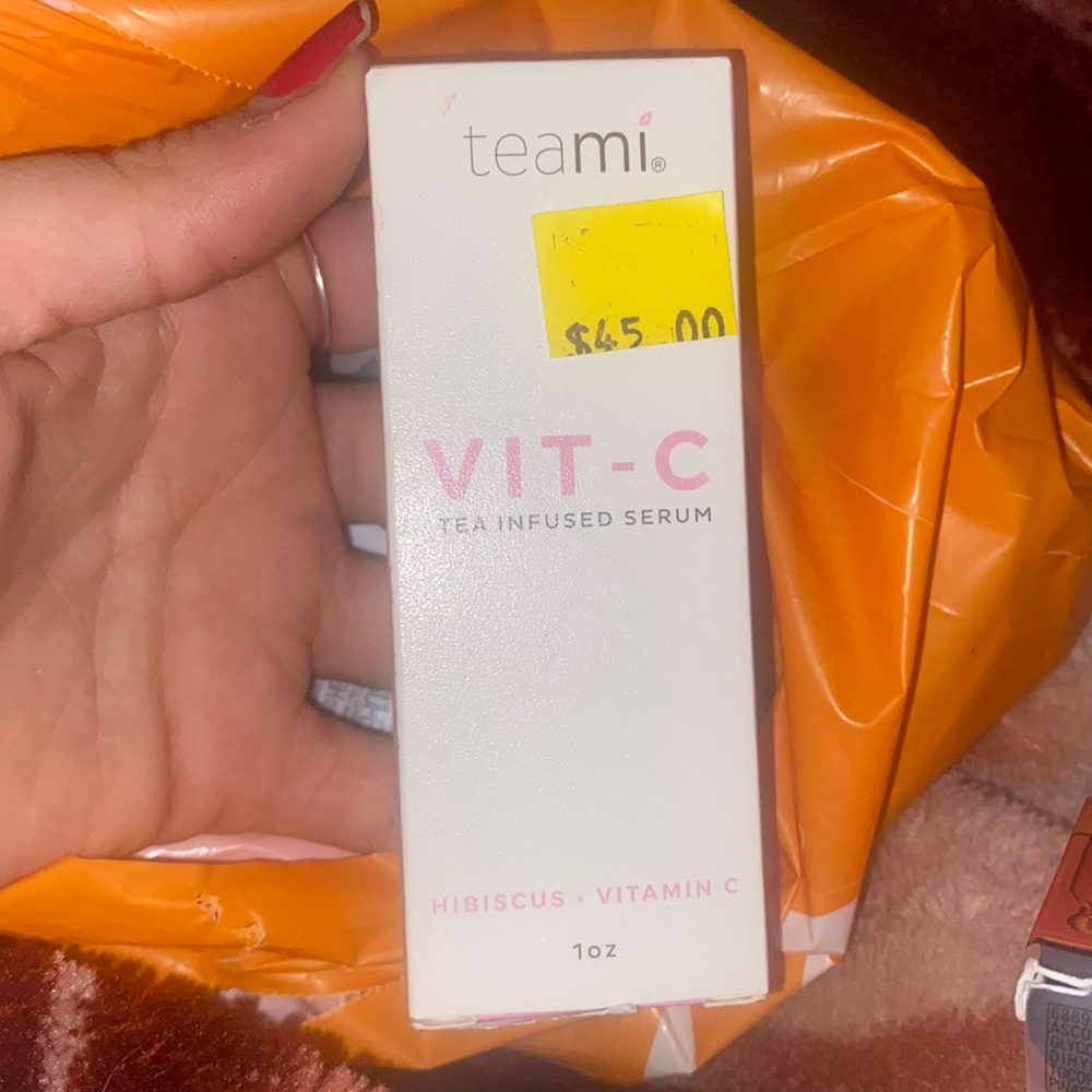 Vitamin- C Tea Infused Serum